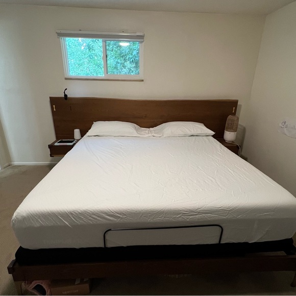 West Elm Hemp King Size Sheets 4 pcs - Picture 2 of 4